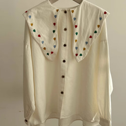 TINA●ホワイト 刺繍の大きな開襟シャツ 純綿のシャツ　ブラウス 8枚目の画像