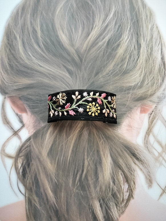 【258】インド刺繍　バレッタ　ポニーバレッタ　ポニーテール　ヘアアクセサリー 2枚目の画像