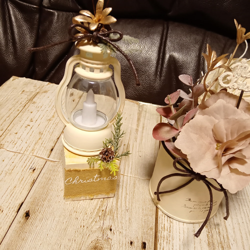 シャビーピンク×ホワイトなりメ缶アレンジとランタン風アレンジ  