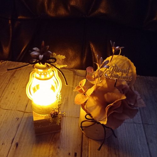 シャビーピンク×ホワイトなりメ缶アレンジとランタン風アレンジ  