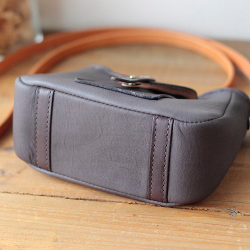 即日発送可能 ディアスキンミニポーチ / グレー ショルダー