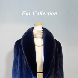 シンプルリッチなミンクコート　紺　新品リアルファーコート　本物毛皮コート　天然の暖かさ　柔らかな肌触り　品のある佇まい　 2枚目の画像