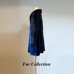 シンプルリッチなミンクコート　紺　新品リアルファーコート　本物毛皮コート　天然の暖かさ　柔らかな肌触り　品のある佇まい　 3枚目の画像