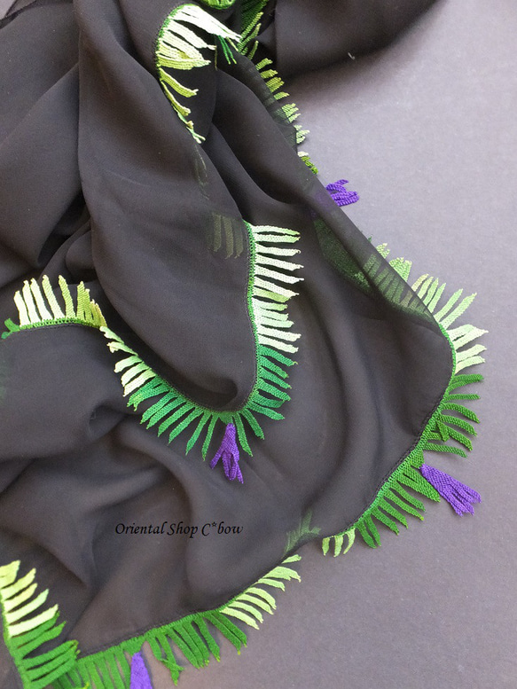 画像1: 超希少｜コンヤ：アンティークオヤスカーフ｜伝統的なフィリーゼオヤ｜イーネオヤ[202211435] できる限り商品に近い色合いをお届けするよう心がけていますが 光の具合 ＰＣの使用環境によって実際の色合いと異なっている場合があります