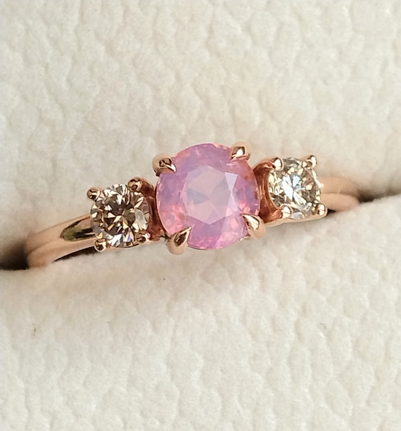 GIA 鑑別書付き 非加熱天然シルキーパパラチアサファイア