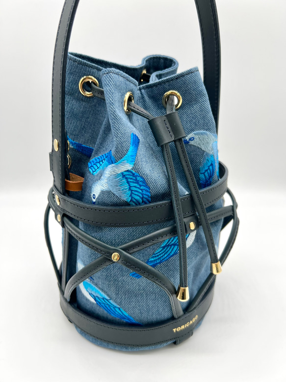 新作【TORICAGO_青い鳥◆デニム×ネイビー◆金具ゴールド】鳥籠モチーフデザイン＊褒められバッグ 6枚目の画像