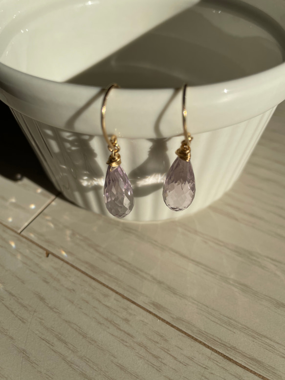 1点のみ めちゃくちゃ可愛いバンブルビージャスパー月の大ぶりピアス