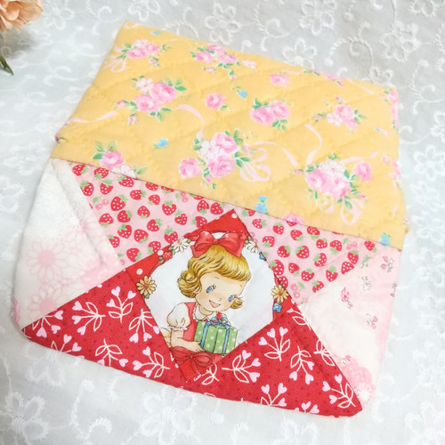 作成キット】ふた付きのキルトポーチ イエローのポーチ パッチワーク  