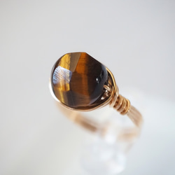《イエロータイガーアイのワイヤーリング》 2枚目の画像