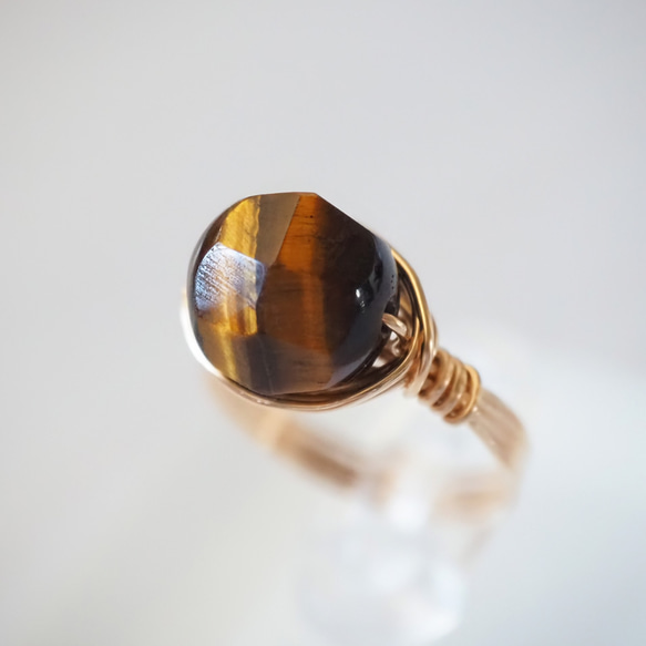 《イエロータイガーアイのワイヤーリング》 2枚目の画像