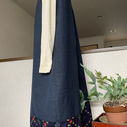ハンドメイド　秋冬〜春　着物リメイクワンピース　ジャンパースカート　紺色赤黄 3枚目の画像