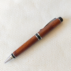 楠杢拭き漆・シガータイプボールペン（オプション：ジェットストリーム対応）2312-10 3枚目の画像