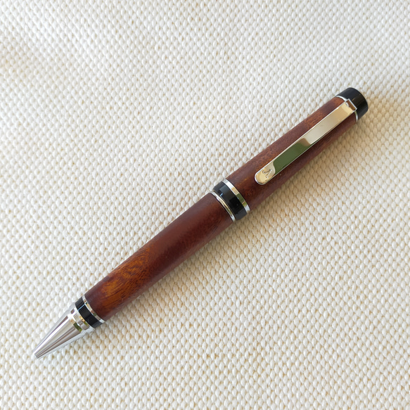 楠杢拭き漆・シガータイプボールペン（オプション：ジェットストリーム対応）2312-11 2枚目の画像