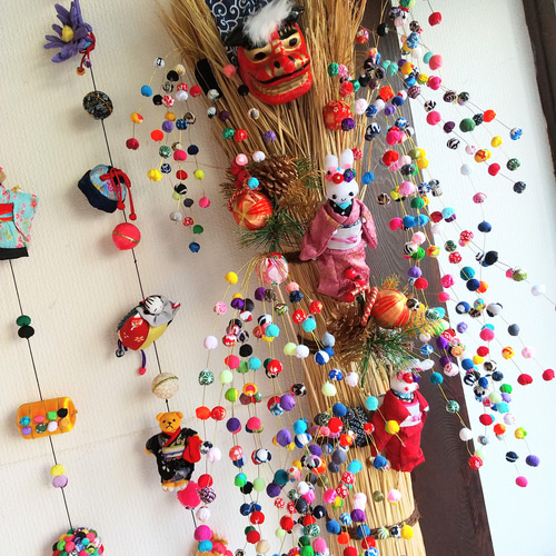 2025ボリュームポンポン玉飾り棒3本セットちりめん細工年賀年始元日 ボリュームポンポン玉飾り棒3本セットちりめん細工おひなさまお正月