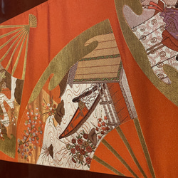 2493お正月を雅やかに飾る正絹テーブルランナー　帯リメイク 6枚目の画像