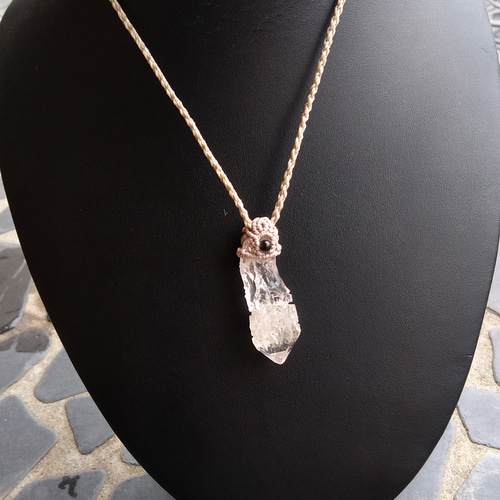 ヒマラヤ水晶 ガネッシュヒマール ＊ マクラメネックレス ペンダント 11 ヒマラヤ水晶ネックレス ガネーシュヒマール産 | 石垣島の夜光貝