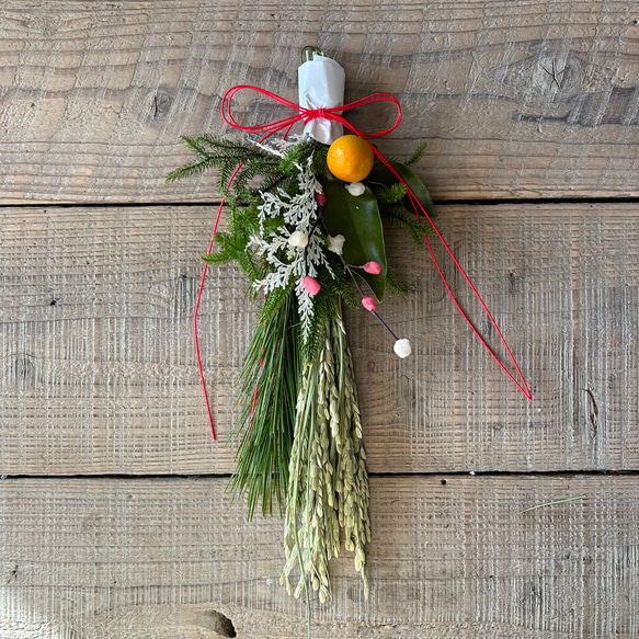 完売】お正月飾り 松と金柑のスワッグ しめ縄・しめ飾り 花香枯高