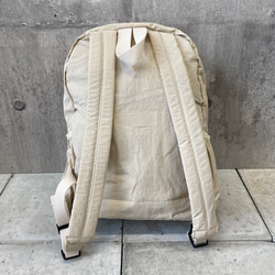 【 BISOU人気商品 】ナイロン素材の軽いリュック/カジュアル 通勤 通学 アウトドア マザーズバッグ 11枚目の画像