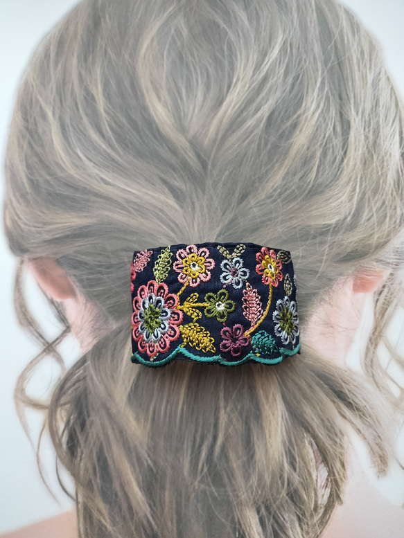 【250】インド刺繍　バレッタ　ポニーバレッタ　ポニーテール　ヘアアクセサリー 3枚目の画像