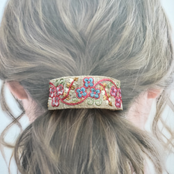 【161】インド刺繍　バレッタ　ポニーバレッタ　ポニーテール　ヘアアクセサリー 1枚目の画像