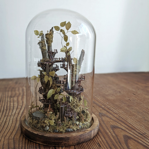 大きな大きなツリーハウス /ガラスドーム/ミニチュア/ドライフラワー