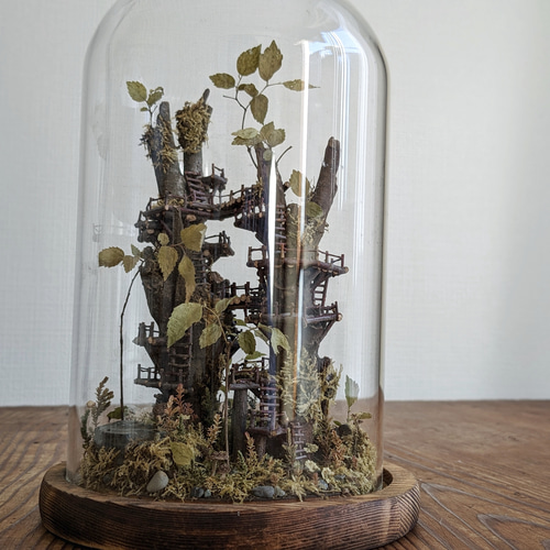 大きな大きなツリーハウス /ガラスドーム/ミニチュア/ドライフラワー