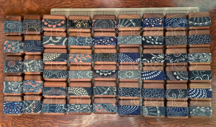 AirPods ケース エアーポッズプロケース カバー 古代の藍染め 草木染め  高級天然素材 天然 木イタリア  本革 4,399円