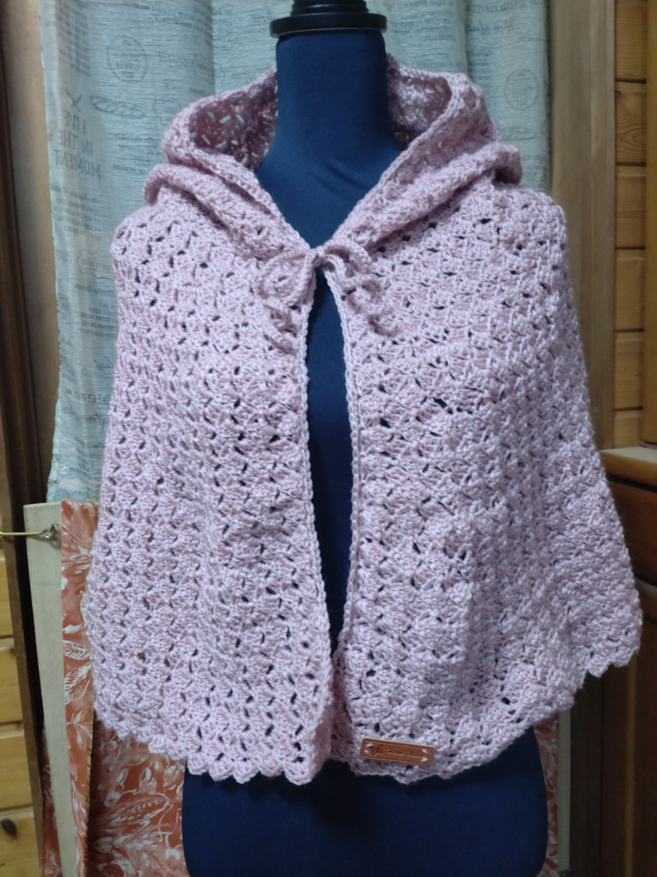 可愛いいちごみるく色ポンチョ♡魔法使い好きさんにも