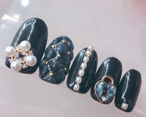 b4041cddd56f01d41c120fab50bdb0