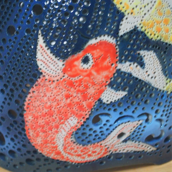 陶器ランプシェード通販やす波窯の『昇鯉』(D001)はおしゃれな手作り作品です 5枚目の画像