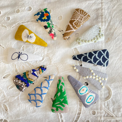 ミナペルホネン使用❤️ さんかくパッチンピン♪ パッチンブローチ