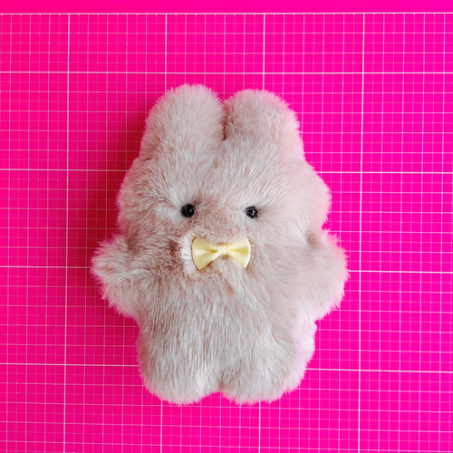 つるつる、ホワホワ、イエティうさぎのウサティ☆手のひらサイズの