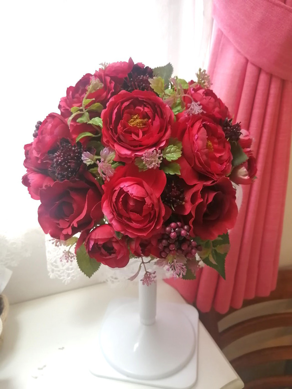紅玫瑰花束26公分婚禮 第4張的照片