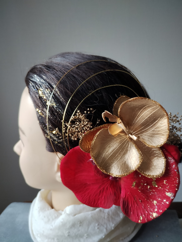 金箔/ラメ付き胡蝶蘭の髪飾り 3枚目の画像