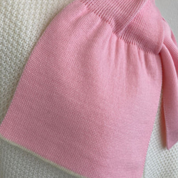 【ソフトで優しい肌触り】リボンみたいなコンパクトミニマフラー　【ピンク×オフホワイト】 4枚目の画像