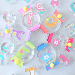 ハンドメイド おしゃれな雪だるまちゃん 雪の結晶 シェイカー