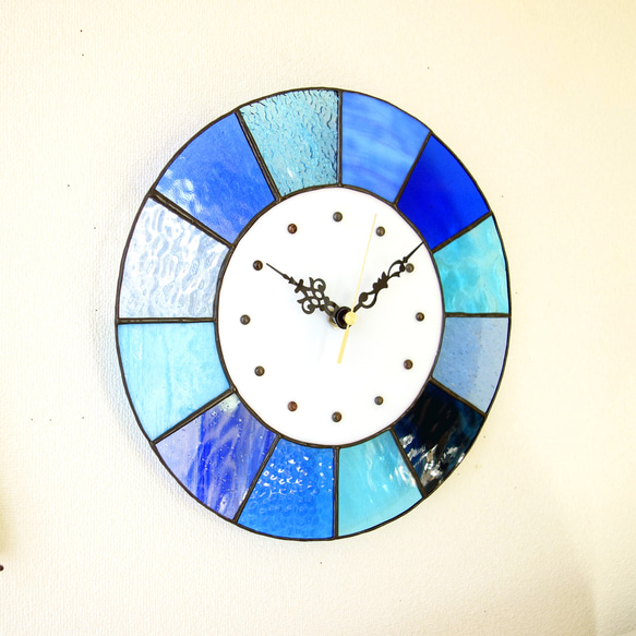 28㎝φ・ステンドグラスの時計（掛時計・置時計）パラソル＊ブルー系【新作2024】 7枚目の画像