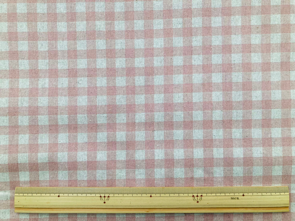 ¥500セール　綿麻キャンバス　リバーシブル　チェック＆ドット　サーモンピンク 3枚目の画像