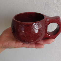 紫心勳章雕刻咖啡杯。 第4張的照片