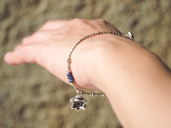 -Flower charm・Blue sapphire- silver bracelet 6枚目の画像