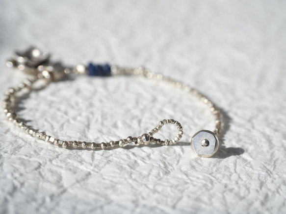 -Flower charm・Blue sapphire- silver bracelet 5枚目の画像