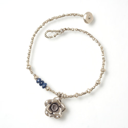 -Flower charm・Blue sapphire- silver bracelet 2枚目の画像