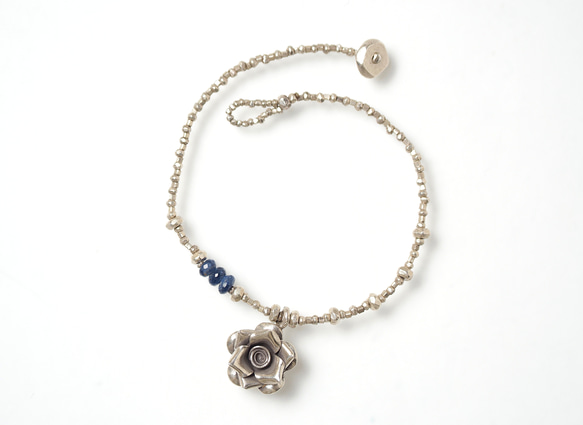 -Flower charm・Blue sapphire- silver bracelet 2枚目の画像