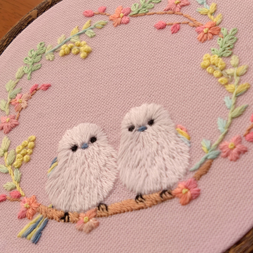 【No.282】シマエナガと花の刺繍フレーム他2点 シマエナガとお花の刺繍フレーム
