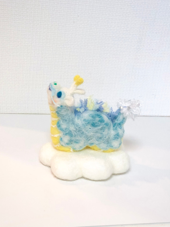 羊毛フェルト 青い龍 くもの上の龍 羊毛フェルト 干支 干支の置物 龍
