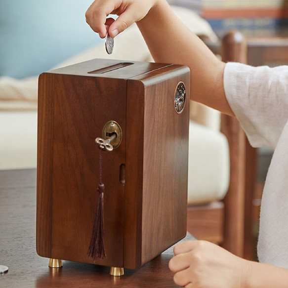 木の貯金箱 コインケース 木製箱 木工彫刻 小銭入れ 子どもの日 大容量 鍵あり 入学祝い 記念日 