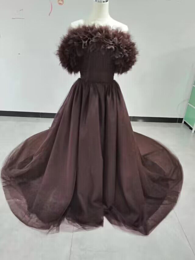 人気上昇！パーティードレス コーヒーの色 取り外しオフショルダー お呼ばれ/二次会