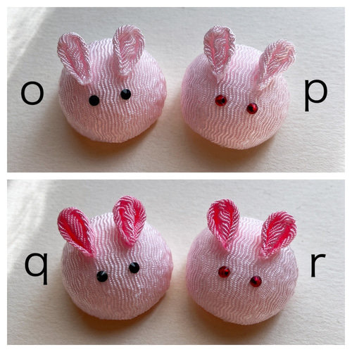 ぷっくりピンクうさぎの髪飾り○ちりめん細工 つまみ細工○ ヘア