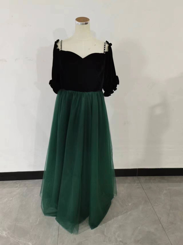 送料無料！大きいサイズパーティードレス 黒 ソフトチュール オフショル フレアスカート エレガント /2次会/挙式/前撮