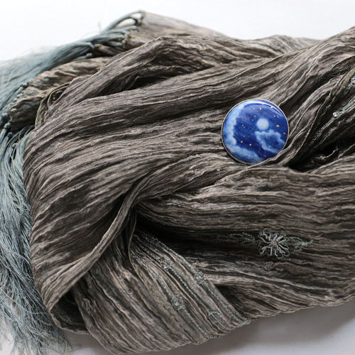 満月の夜空 】七宝焼で出来た風景シリーズ / ブローチ